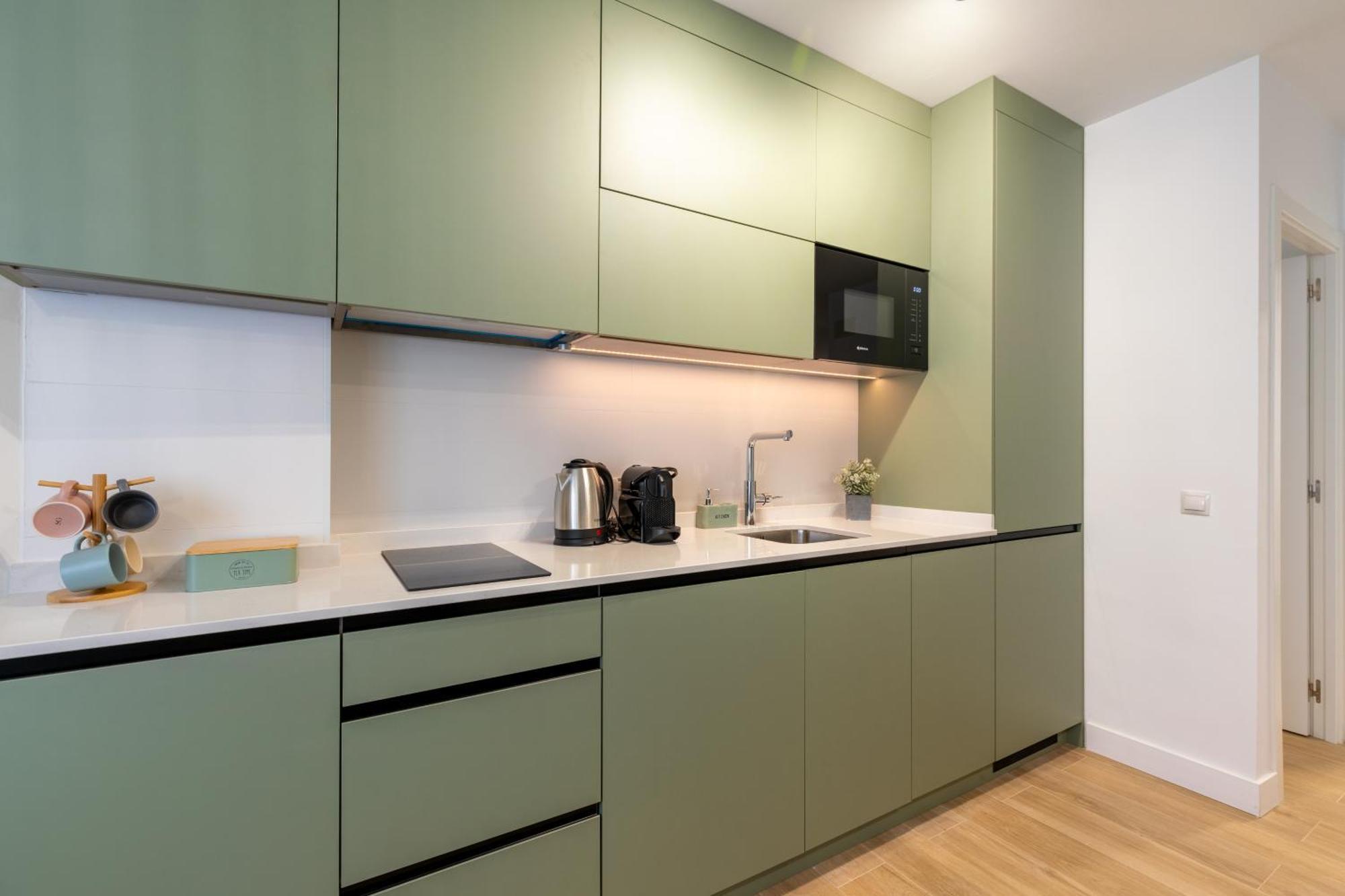 Diseno Y Comodidad En Bami Apartment Seville